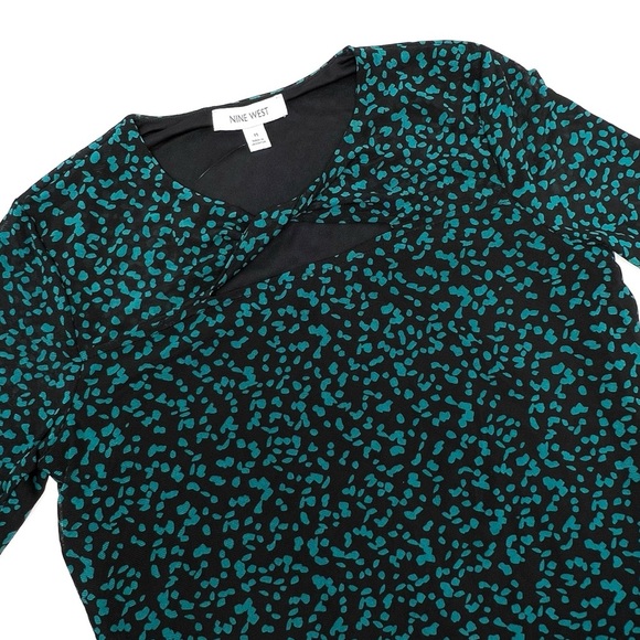 Nine West Leopard Print Keyhole Long Sleeve Top Size Medium Black Green New NWT - Picture 3 of 6